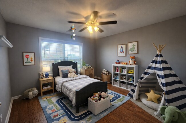 Building Photo - $2500 - 5 Bedrooms 3 Baths + Bonus Room