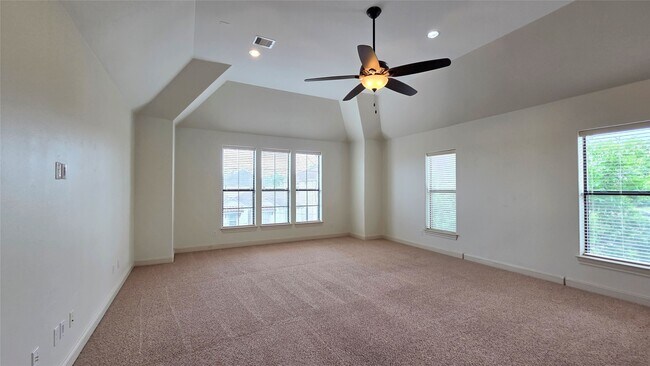 Building Photo - 5321 Inker St