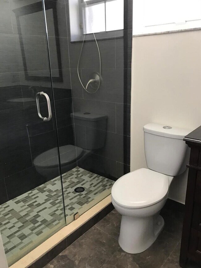 Building Photo - 16405 Sapphire St