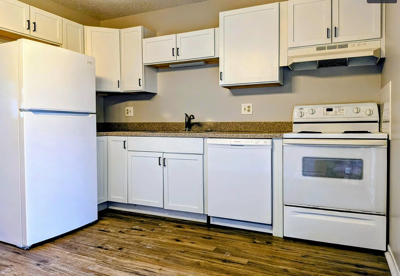 Building Photo - 303 W Elizabeth St