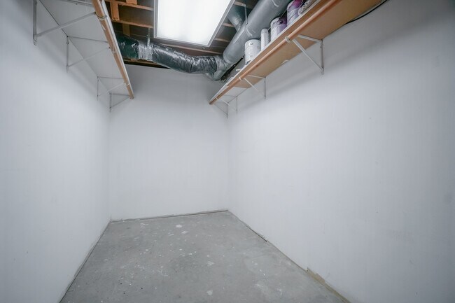 Building Photo - 11611 Davey Dr