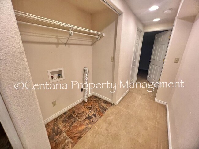 Building Photo - 3115 Paxson Ave