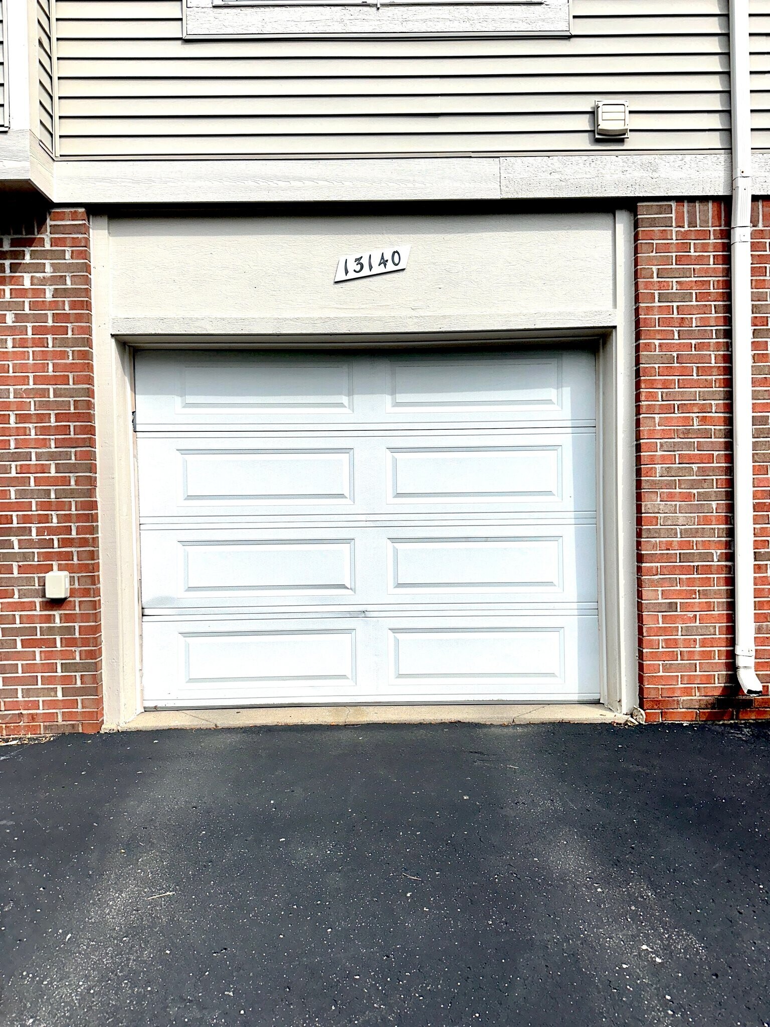 Building Photo - 13140 Canopy Dr