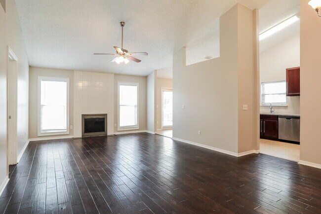 Building Photo - 4642 Ridge Point Ct