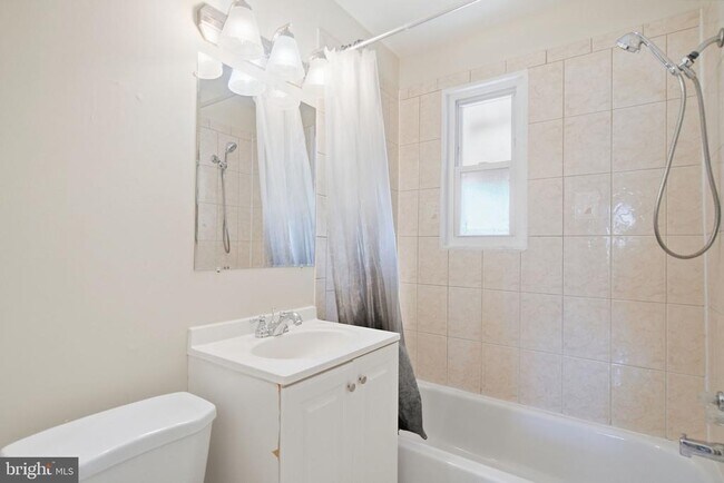 Building Photo - 4229 Fort Dupont Terrace SE