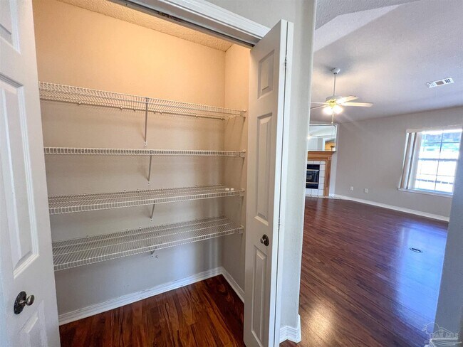 Building Photo - 2967 Creole Way
