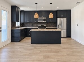 Building Photo - 39 St Marie Cir
