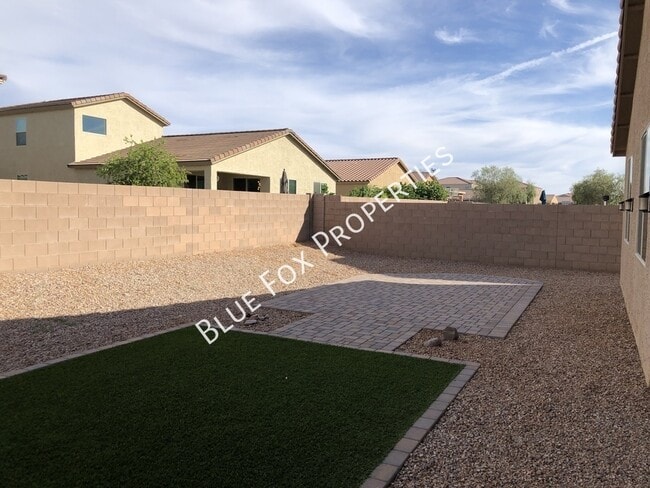 Building Photo - 7349 S Via Casa Bonita