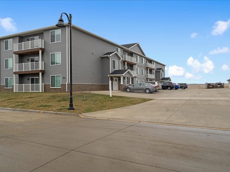 Building Photo - 7069 Crosvik Ct