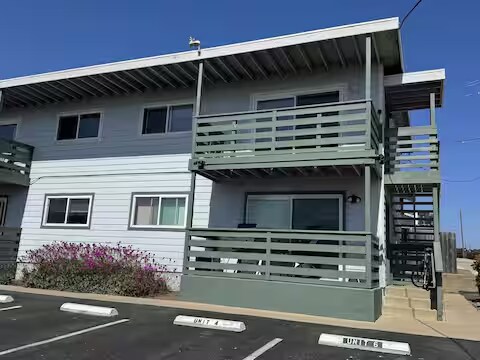 Building Photo - 255 Dunes St