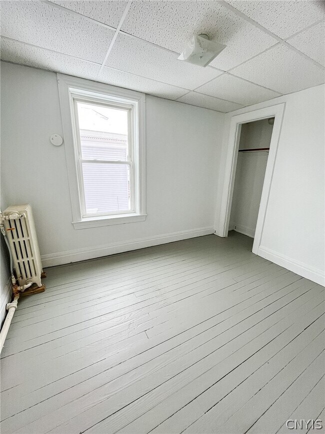 Building Photo - 911 State St