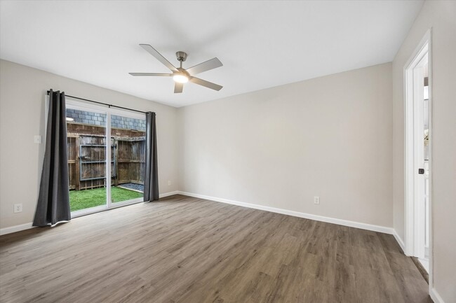 Building Photo - 8939 Gaylord Dr