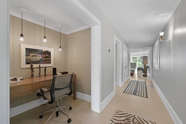 Building Photo - 62 Abrahams Landing Rd