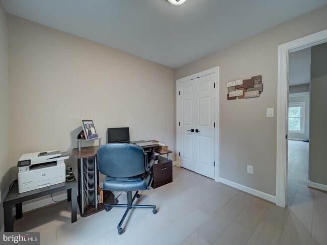 Building Photo - 3642 Ransom Pl