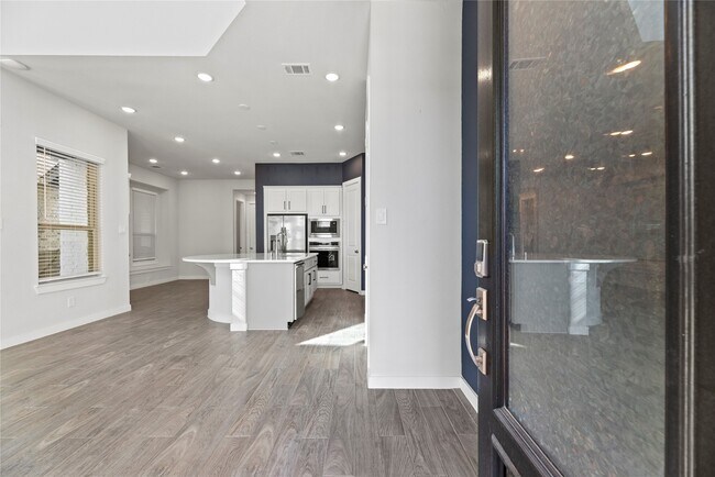 Building Photo - 16647 Bristol Steel Ln