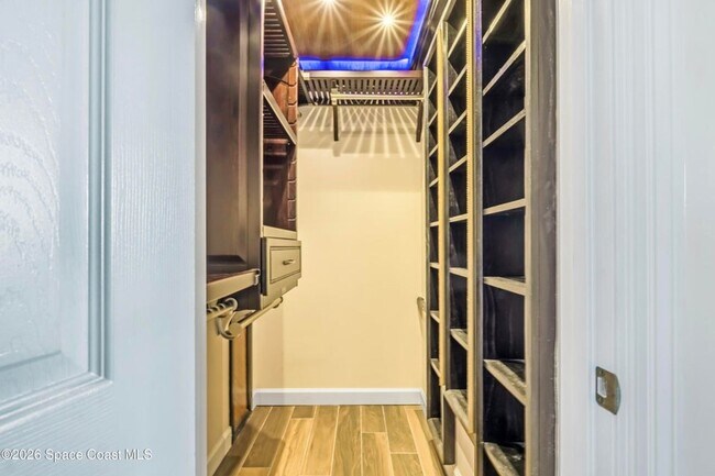 Building Photo - 317 Surf Dr