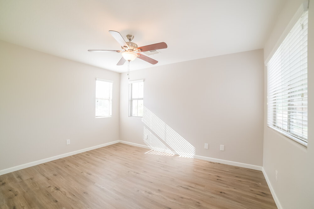 Building Photo - 41713 N Globe Ct