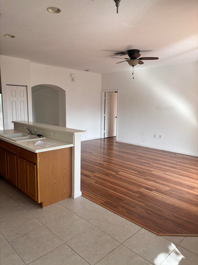 Building Photo - 7534 SW Herrington Ln