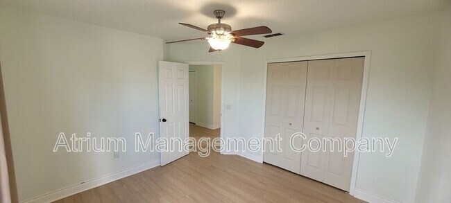 Building Photo - 222 Grouper Ct