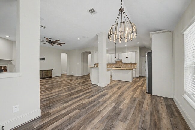 Building Photo - 31032 Sunfall Trail Ln