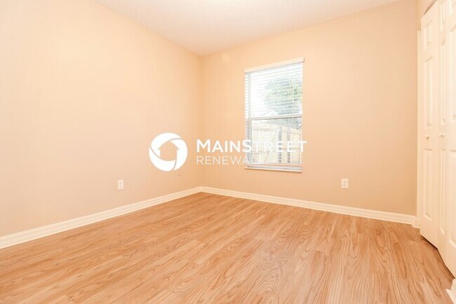 Building Photo - 3 Bedroom Pet-Friendly Home in St Petersburg, FL with Main Street Renewal