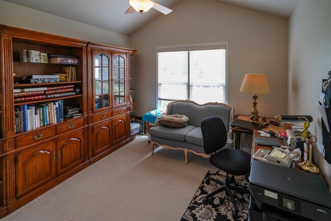 Building Photo - 276 Stone Glen Ct