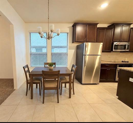 Building Photo - 305 Rustic Oak Ln