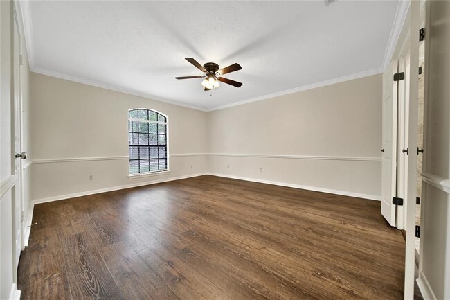 Building Photo - 3939 Fawn Creek Dr