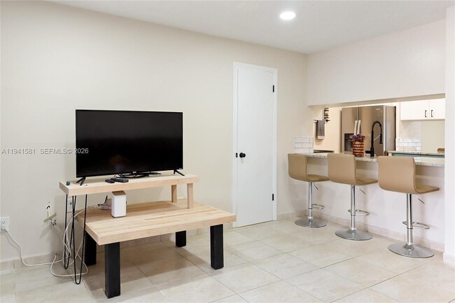 Building Photo - 14009 SW 84th St