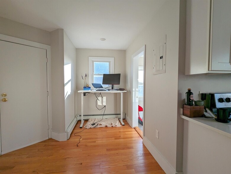 Building Photo - 28 Fairmount Ave