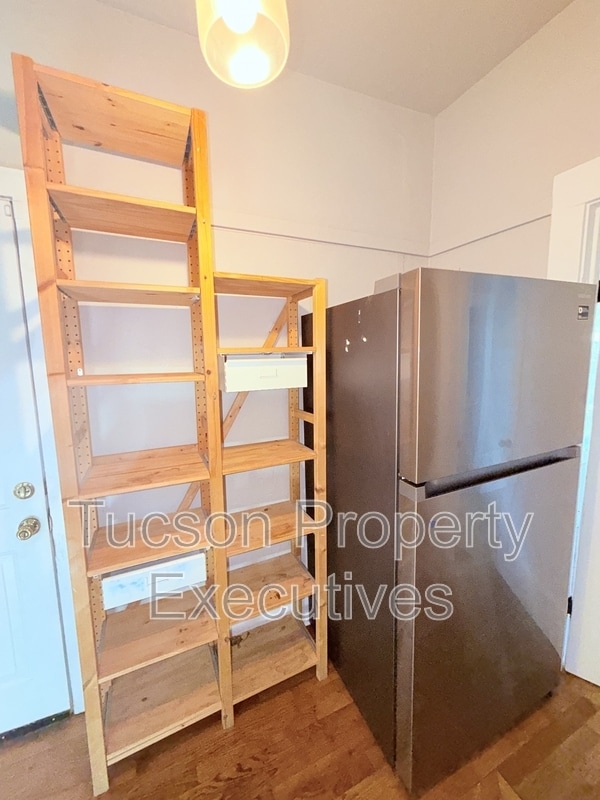 Building Photo - 1245 N 1st Ave