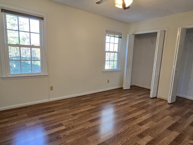 Building Photo - 5104 Grist Mill Ct