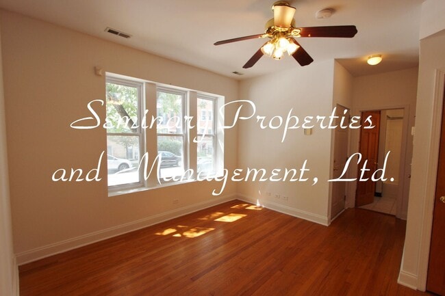 Interior Photo - 3401 N Seminary Ave