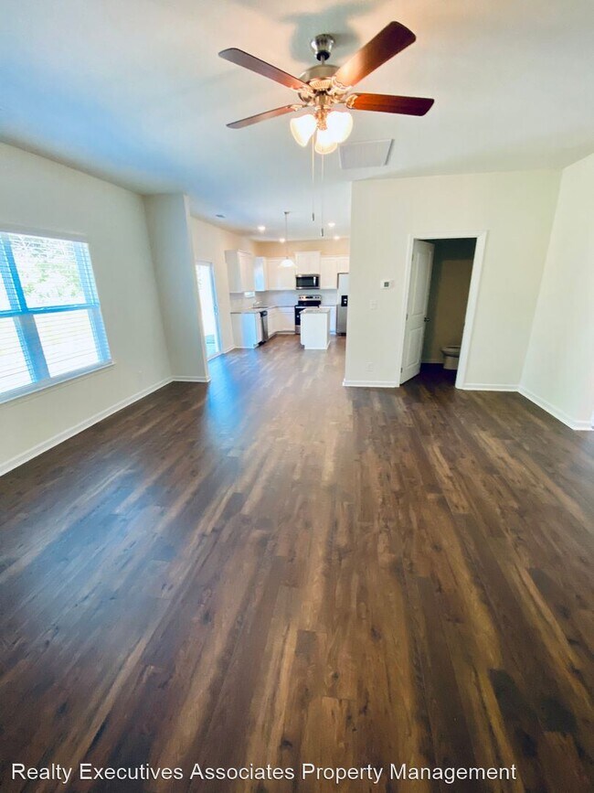 Building Photo - 4 br, 2.5 bath House - 9729 War Admiral Lane