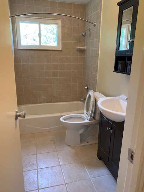 Bath - 5512 Clearview Rd