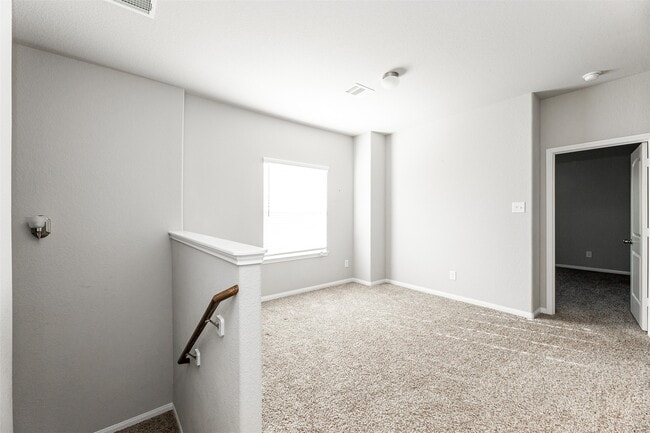 Building Photo - 24514 Lorenzo Glaze Trail