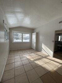 Building Photo - 1055 Neville Ave