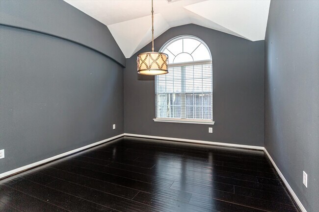 Building Photo - 14322 Baron Creek Ln