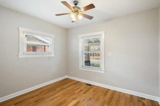 Building Photo - 308 Breckenridge Ln