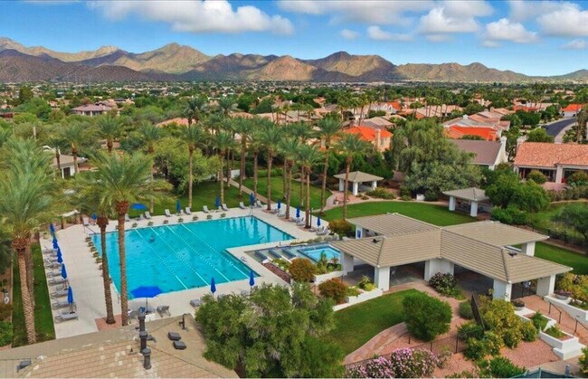 Building Photo - 11678 E Appaloosa Pl