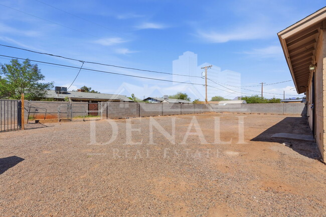 Building Photo - 11540 E Elton Ave