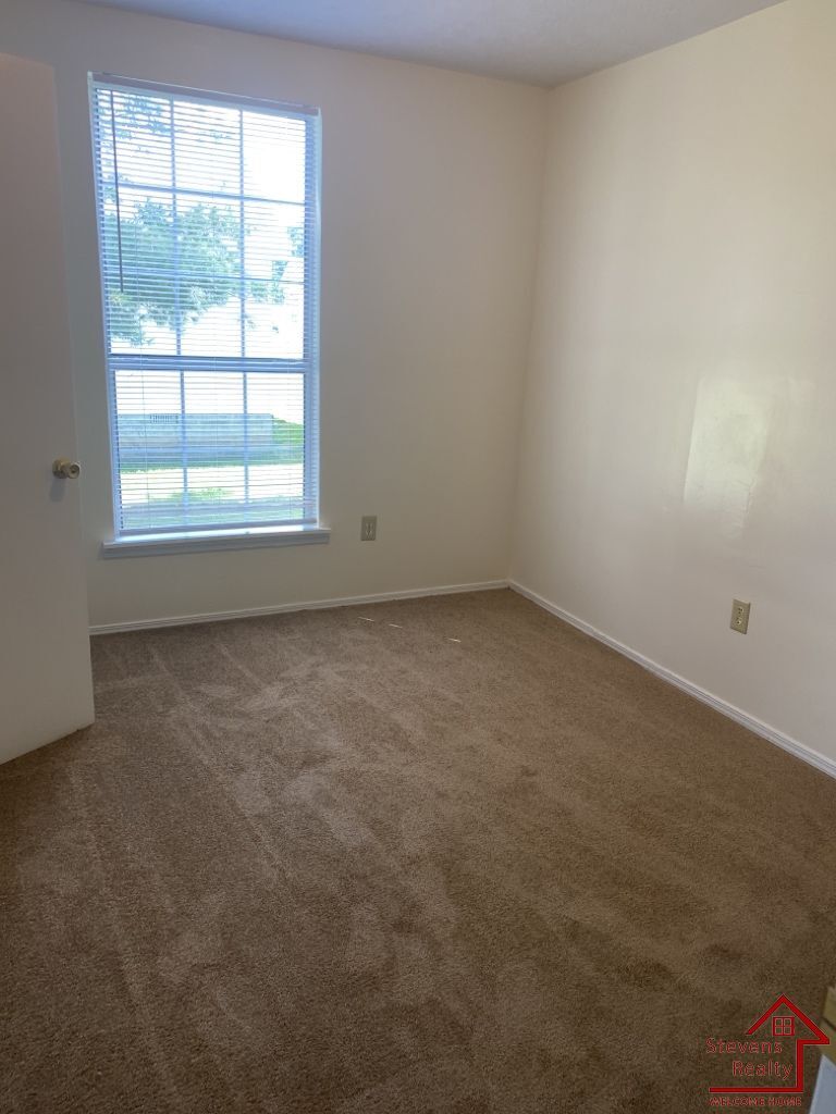 Building Photo - 55 Dogwood Pointe Dr