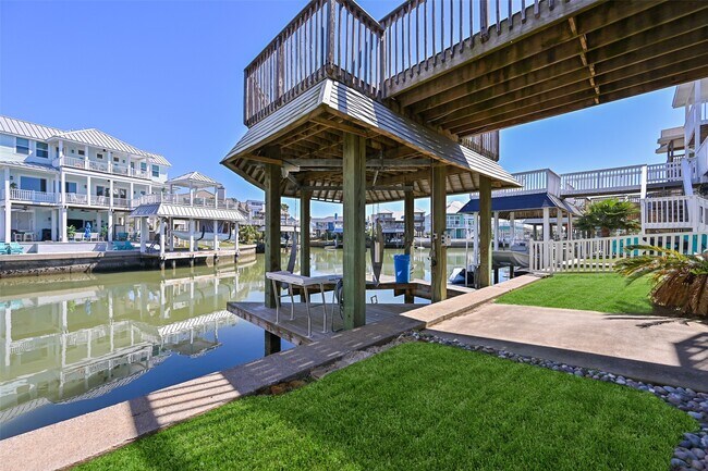 Building Photo - 3912 Bridge Harbor Dr