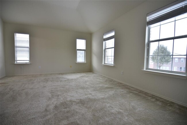 Building Photo - 2413 Rachel Ct