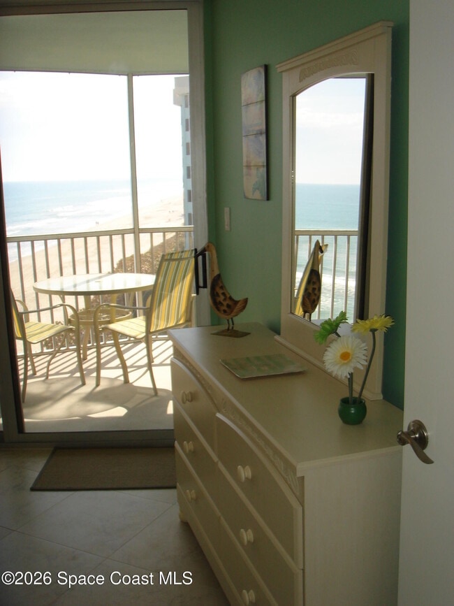 Building Photo - 1175 Jimmy Buffett Mem Hwy