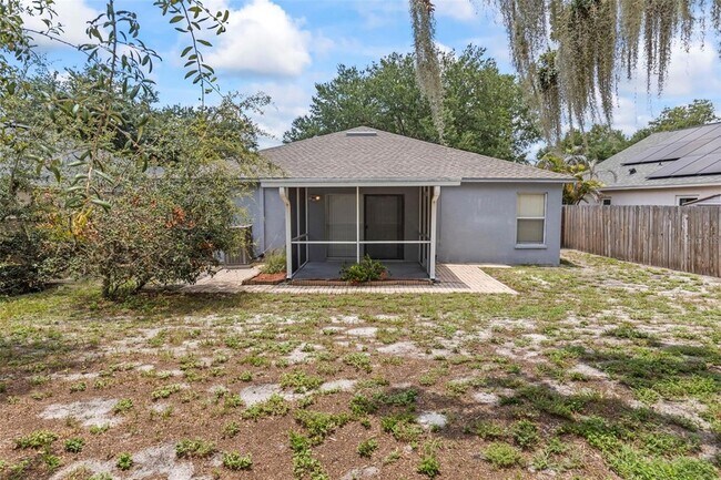 Building Photo - 11111 Lakeside Vista Dr