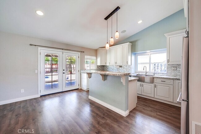 Building Photo - 22895 Temet St