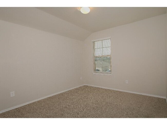 Building Photo - 13824 Rock Island Trl