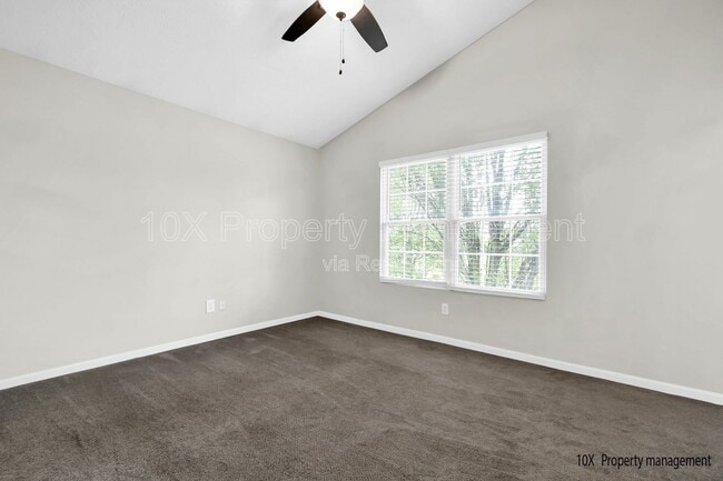 Building Photo - 1380 Chickweed St