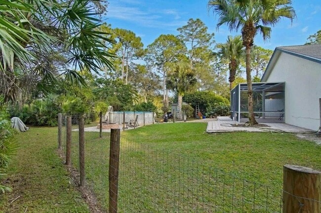 Building Photo - 12207 77th Pl N